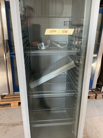 1001592-6 Refrigerator with glass doors