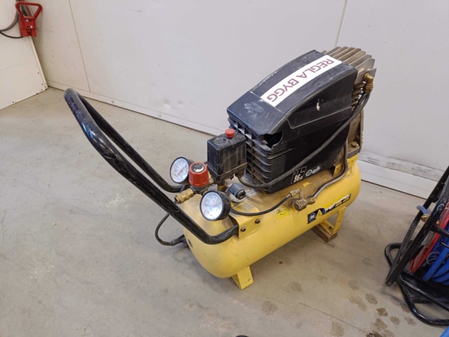 928931-2 Compressor, Hose Reel & Stripping Gun