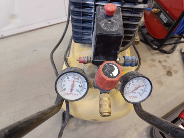 928931-4 Compressor, Hose Reel & Stripping Gun