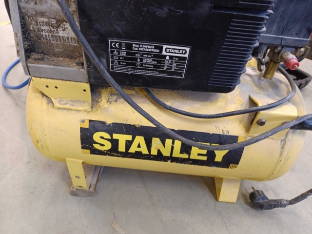 928931-5 Compressor, Hose Reel & Stripping Gun