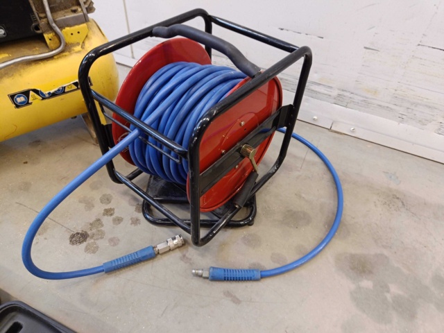 928931-12 Compressor, Hose Reel & Stripping Gun