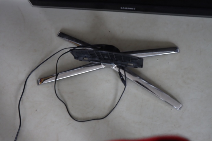 930929-2 TV Samsung 40 inches