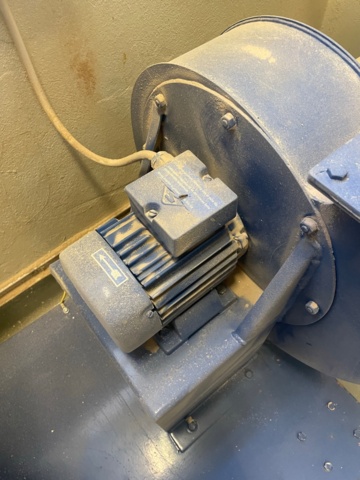 984265-3 Chip suction