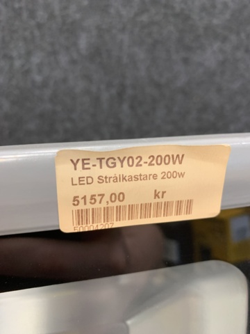 1005516-2 LED Spotlight 200W