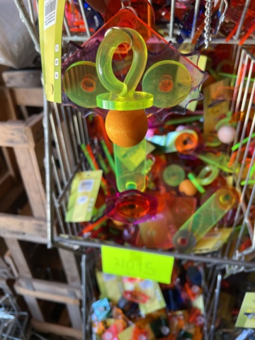 898962-4 Party Bird toys