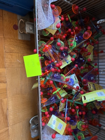 898962-8 Party Bird toys