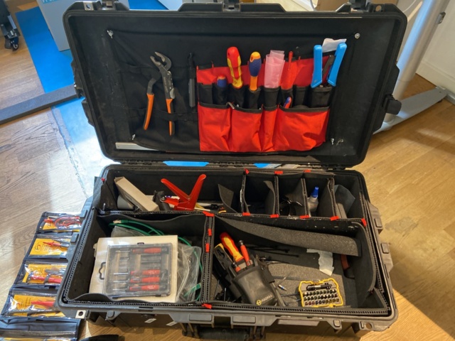 980419-2 Various measuring tools etc