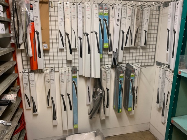 420921-12 Citroen large spare parts stock purchase SEK 1.2 million stock list attached, shelves backs included