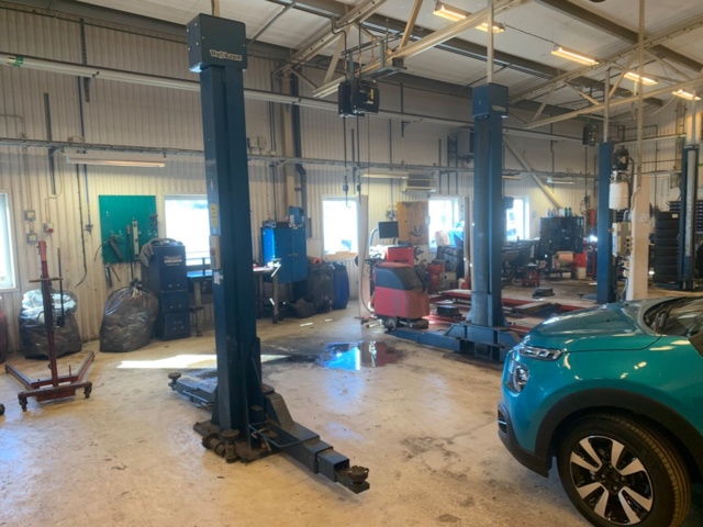 956047-1 2 column lifts Nussbaum 5 tons