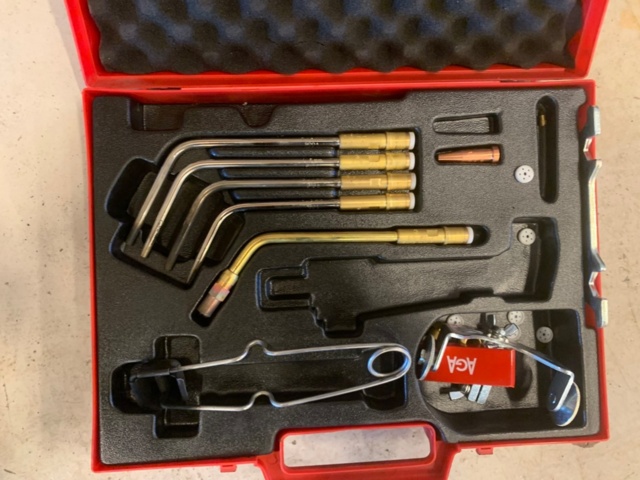 956228-6 Gas welding cart with hose, bells and new box with nozzles