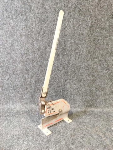 1004994-1 Sheet metal scissors