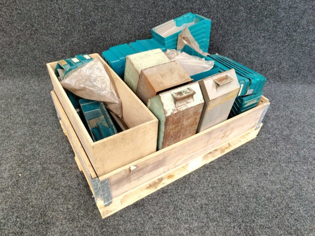 1005013-1 Sorting trays/plastic boxes