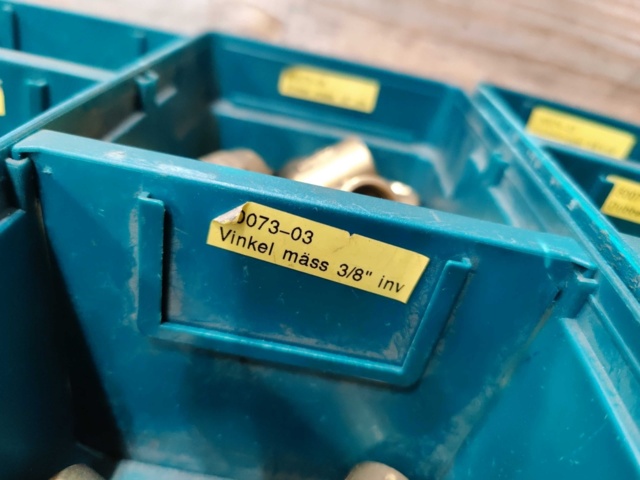 1005015-5 Pipe fittings in i.a. brass