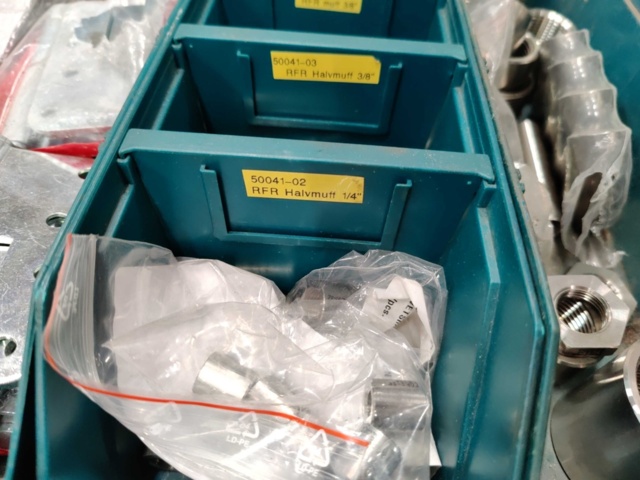 1005015-16 Pipe fittings in i.a. brass