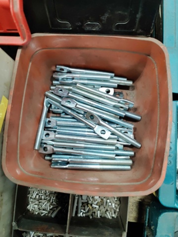 1005015-20 Pipe fittings in i.a. brass