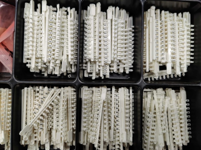 1005015-22 Pipe fittings in i.a. brass