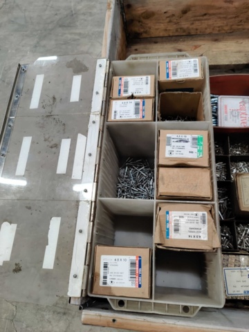 1005015-23 Pipe fittings in i.a. brass