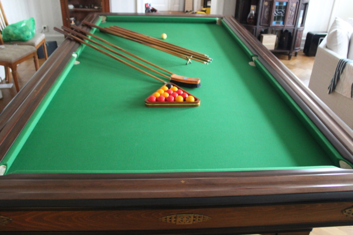 1006207-3 Unique Pool Table From Casino