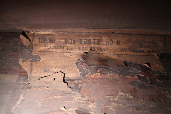 1006207-14 Unique Pool Table From Casino