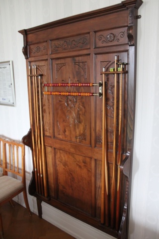 1006207-32 Unique Pool Table From Casino