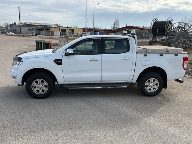 961963-2 Ford Ranger Double cab 2.2 TDCi 4x4 - 2017