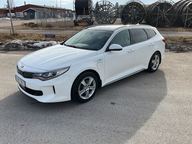 961959-1 Kia Optima Sport Wagon Plug-in Hybrid - 2018