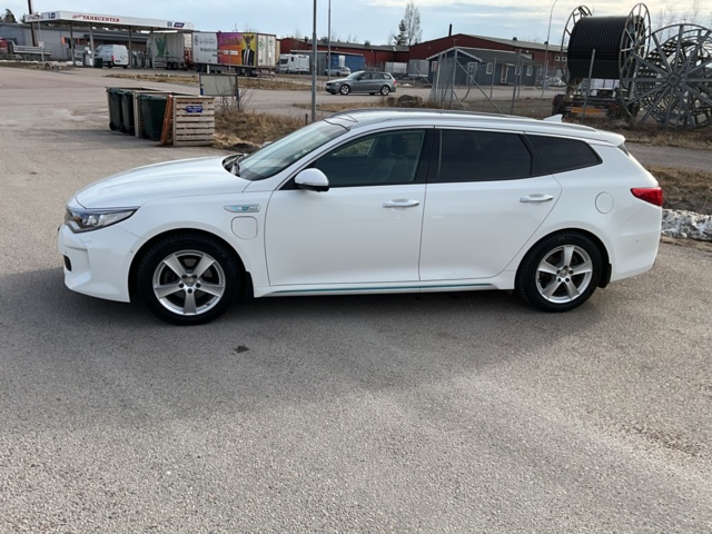 961959-12 Kia Optima Sport Wagon Plug-in Hybrid - 2018