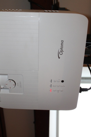 1005397-7 Projector OPTAMA with screen