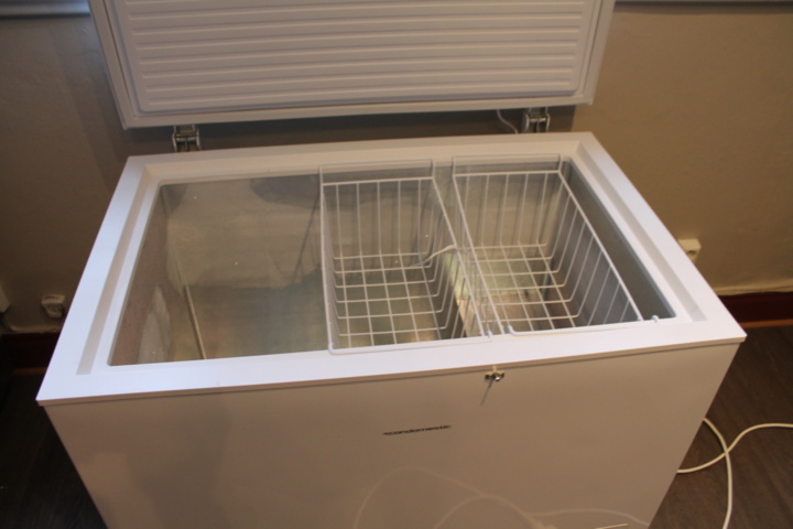 1005399-8 Freezer box Scandomestic 292 liters