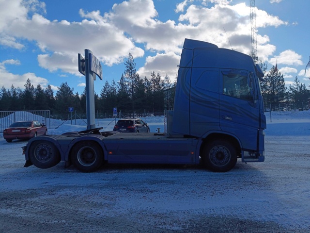 928958-79 Tractor Volvo FH 550 6x2 -2016
