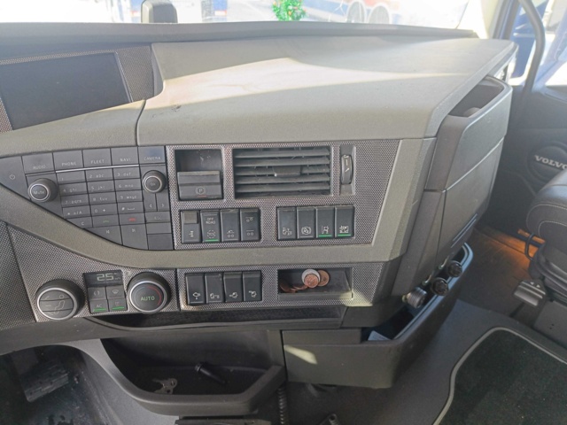 928958-87 Tractor Volvo FH 550 6x2 -2016