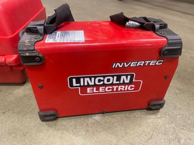 1006755-2 Welding machine Lincoln Electric Invertec 135S