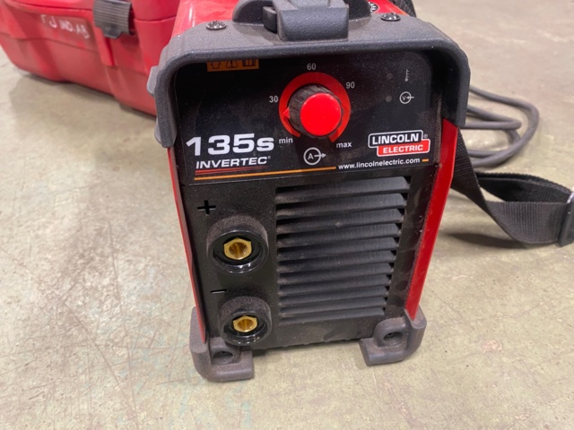 1006755-4 Welding machine Lincoln Electric Invertec 135S