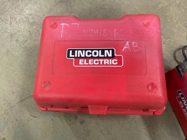1006755-7 Welding machine Lincoln Electric Invertec 135S