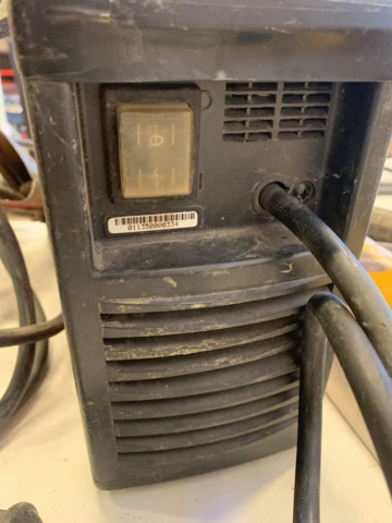 992493-5 Electric welder Selco Quasar 150 with accessories