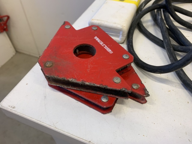 992493-9 Electric welder Selco Quasar 150 with accessories