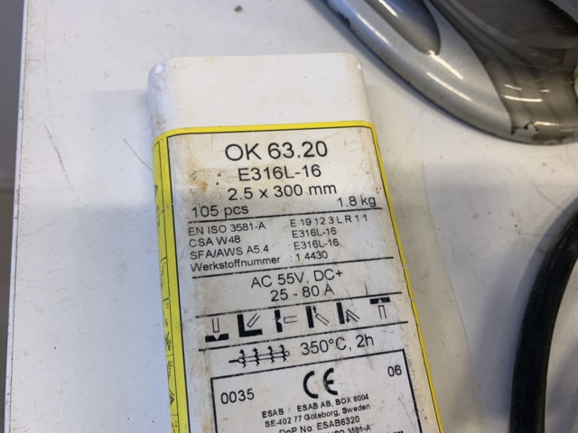 992493-11 Electric welder Selco Quasar 150 with accessories