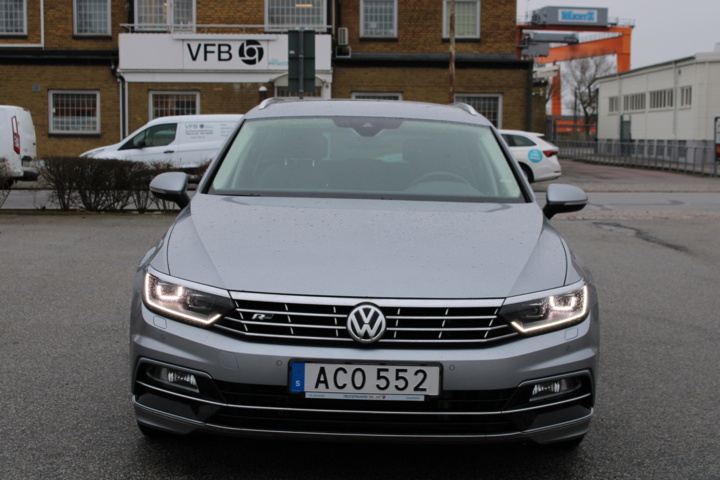 1007448-8 Volkswagen Passat 2.0 TDI R-line BlueMotion - 2018