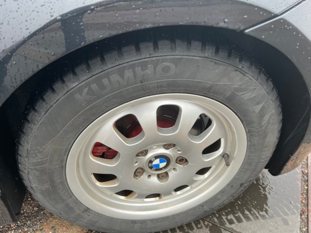 993532-20 BMW 325i Touring - 2006