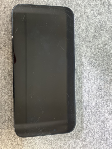 962767-9 iPhone 13, 128GB Midnight - Shipping included!