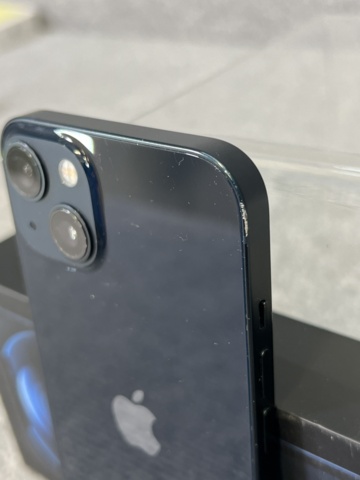 962767-10 iPhone 13, 128GB Midnight - Shipping included!