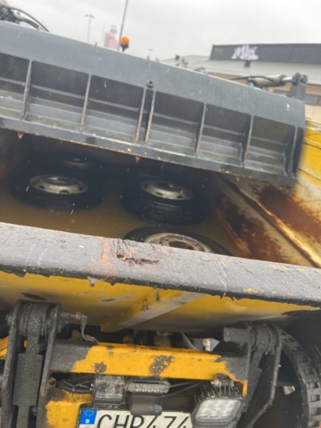 1001231-13 Garbage truck Mitsubishi Fuso Canter -2017