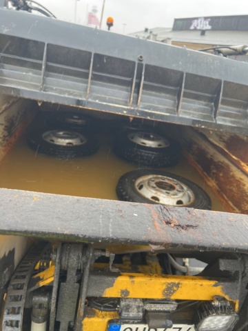 1001231-14 Garbage truck Mitsubishi Fuso Canter -2017