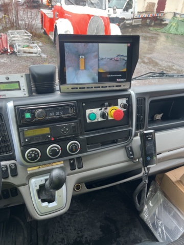 1001231-27 Garbage truck Mitsubishi Fuso Canter -2017