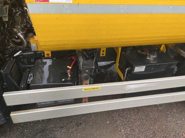 1001232-15 Garbage truck Mitsubishi Canter Fuso