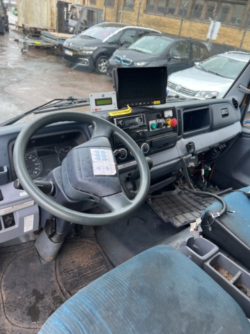 1001232-22 Garbage truck Mitsubishi Canter Fuso