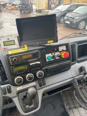 1001232-24 Garbage truck Mitsubishi Canter Fuso