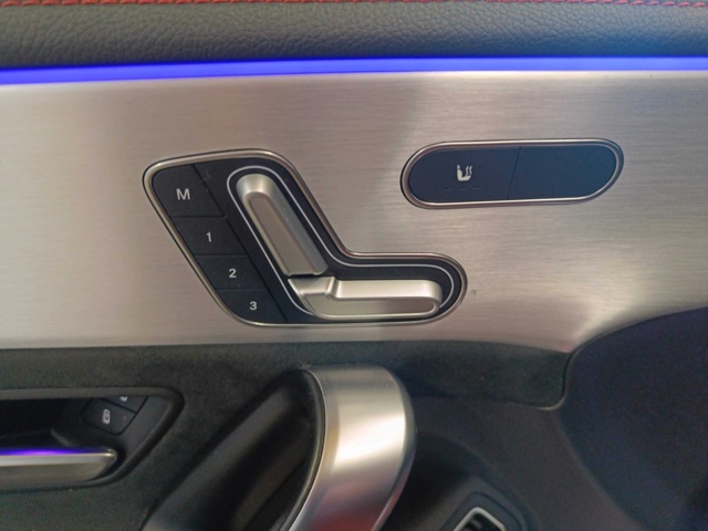 928974-102 Mercedes-Benz AMG CLA 35 4MATIC -2019