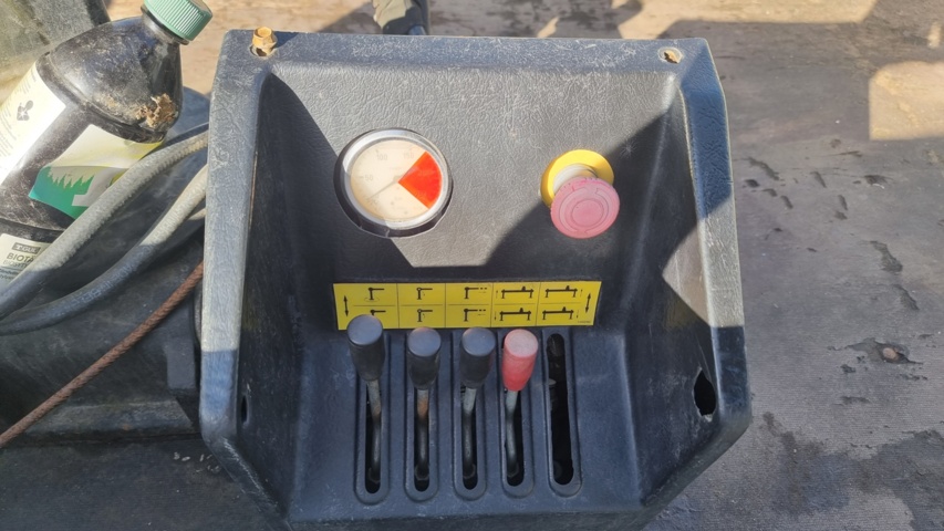 788696-21 Tow truck Ford Transit T300 Chassis Double cab 2.2 TD KranbilCi - 2010