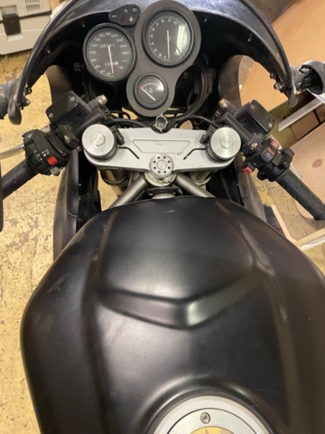 1006631-6 Ducati 750 Sport -2001